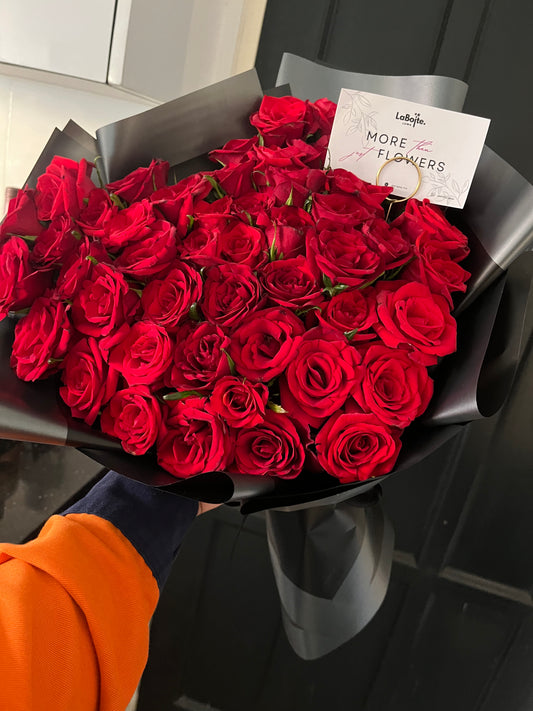 Heart shaped bouquet (50 stems)