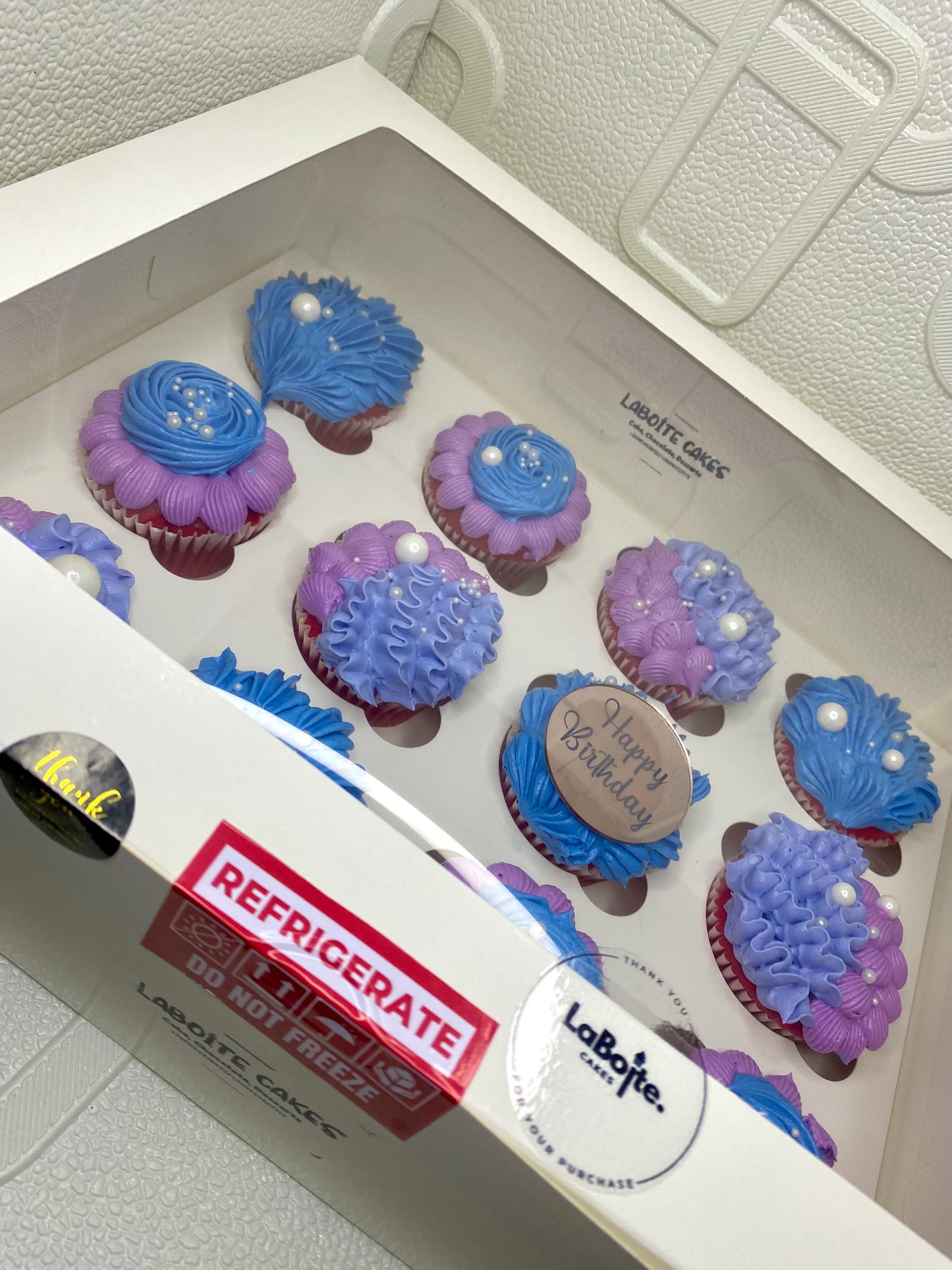 Galaxy themed cupcakes