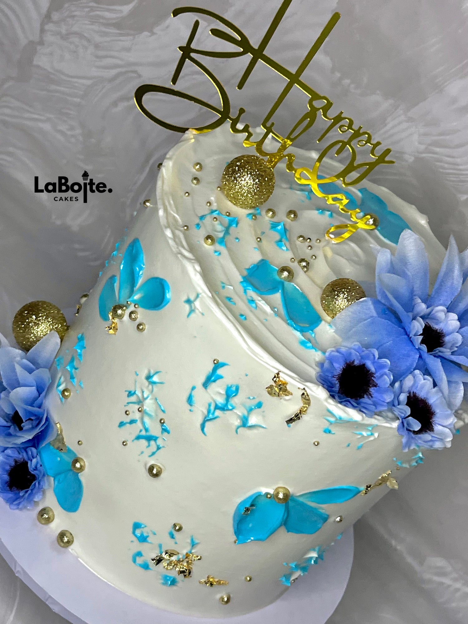 LaBoîte Cakes