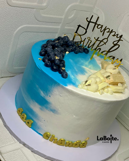 Two toned (blueberry + white choc)